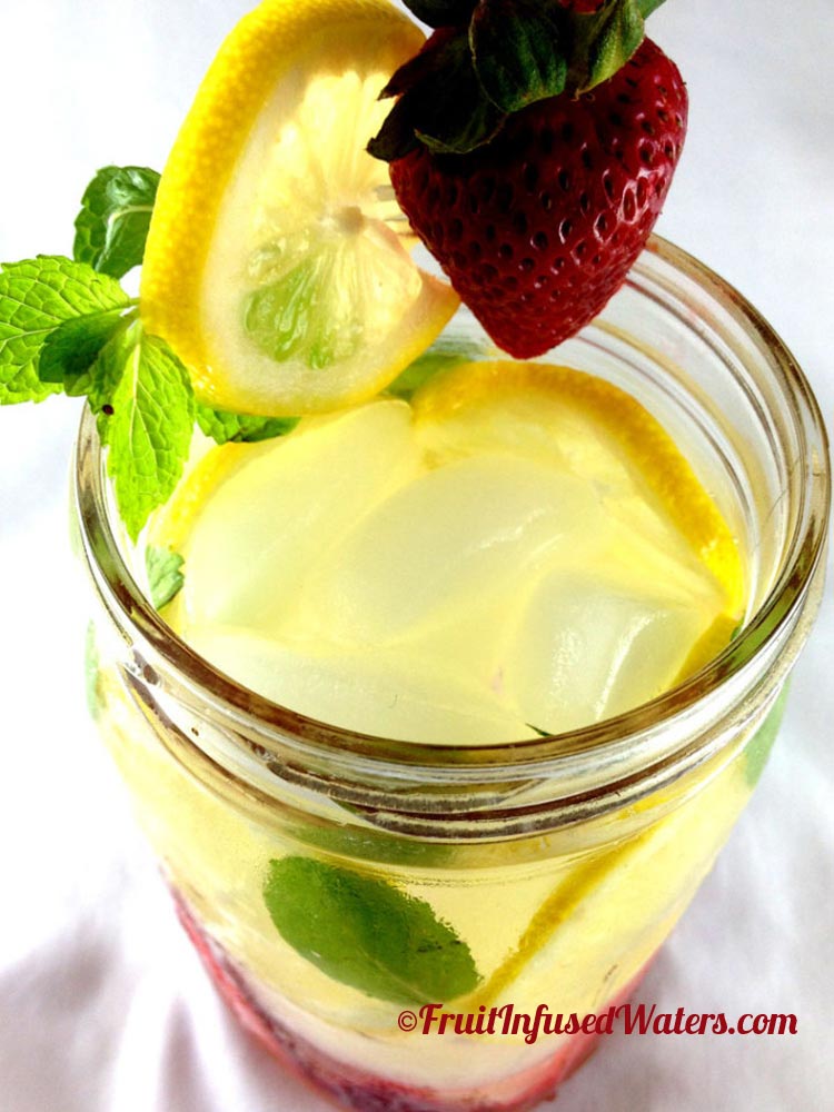 Strawberry, Mint, and Lemon Water Detox Drink